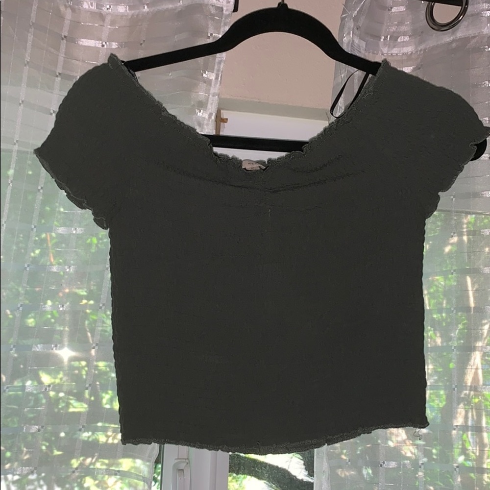 La hearts crop top